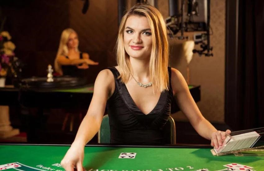The Future of Gaming: How Technology Transforms Online Live Casinos